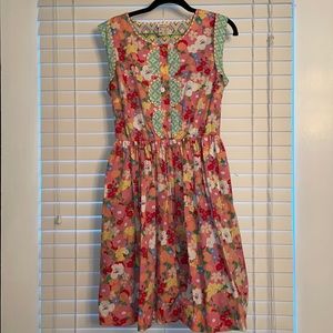Super cute Matilda Jane adult dress